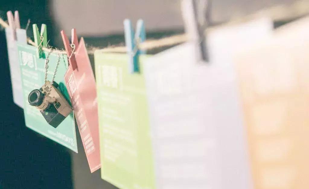 咫尺还是天涯，这位青年医生的文字让我们相信见字如面！