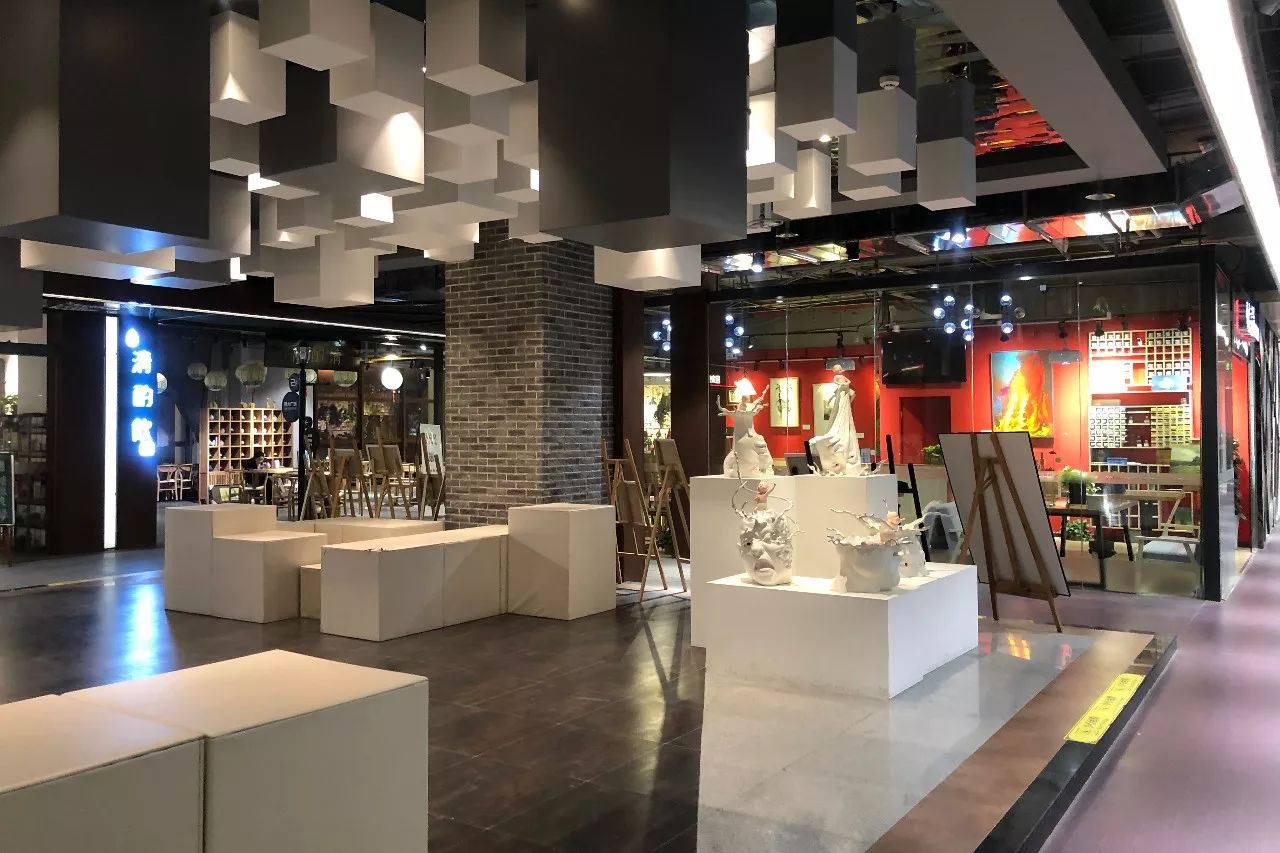 南稍门中贸广场从哪个口出来,碑林区南稍门中贸广场