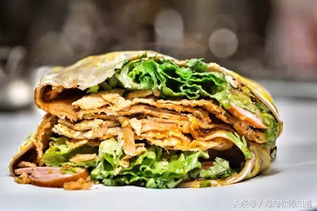 90后姑娘弃笔摆摊,90后清华学生弃笔从戎