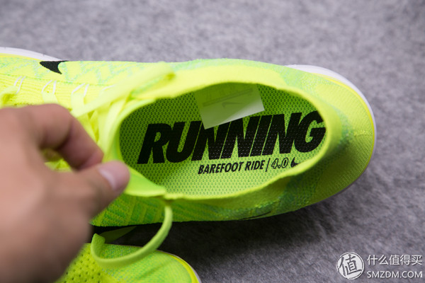 耐克骚粉篮球鞋400元以下,nike第二双鞋