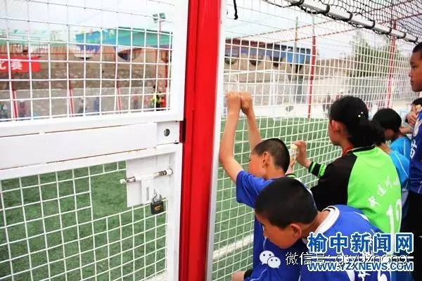 榆中·人物马安武和他的“足球小子”