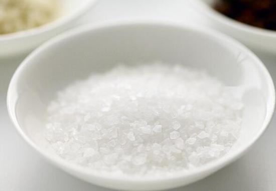 粗盐一敷，湿寒全无！炒粗盐的神奇功效！
