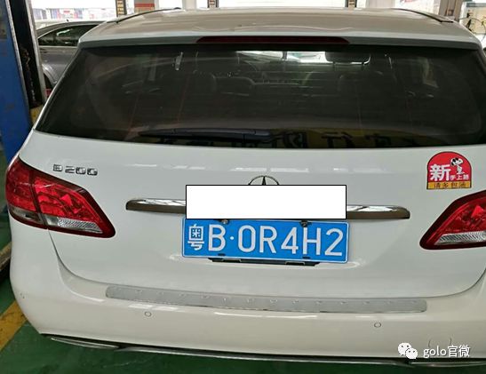 「元征X-431PADIII」2015款奔驰B200滑动天窗学习