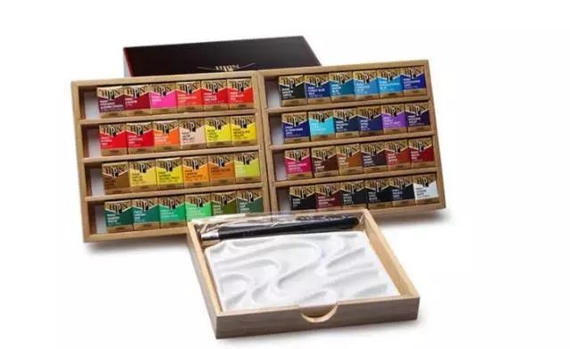 撩拨情人节｜听说时尚新娘的编辑们已经带着礼物去过节了？