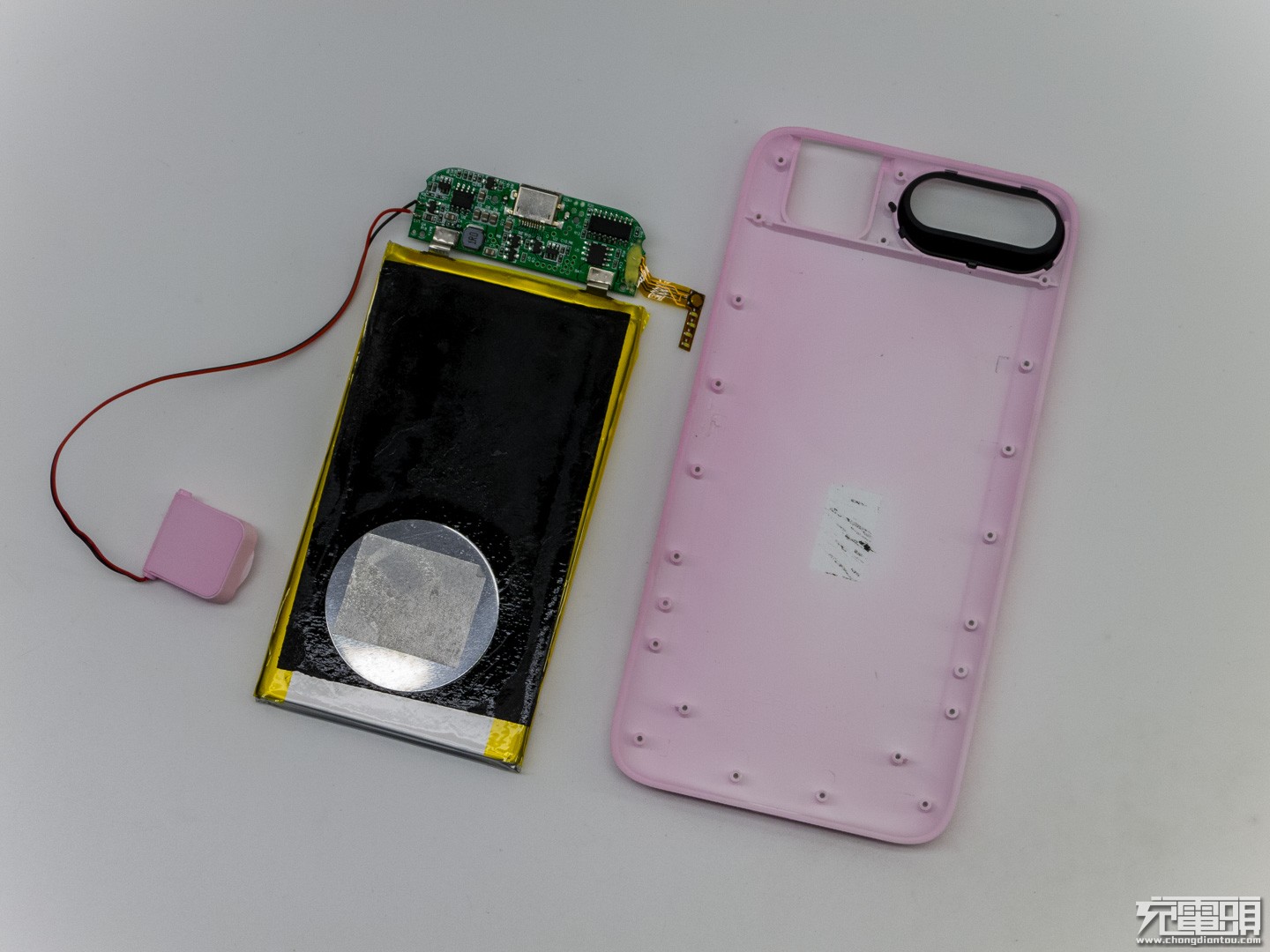 现在手机换电池麻烦,汽车换电池麻烦吗