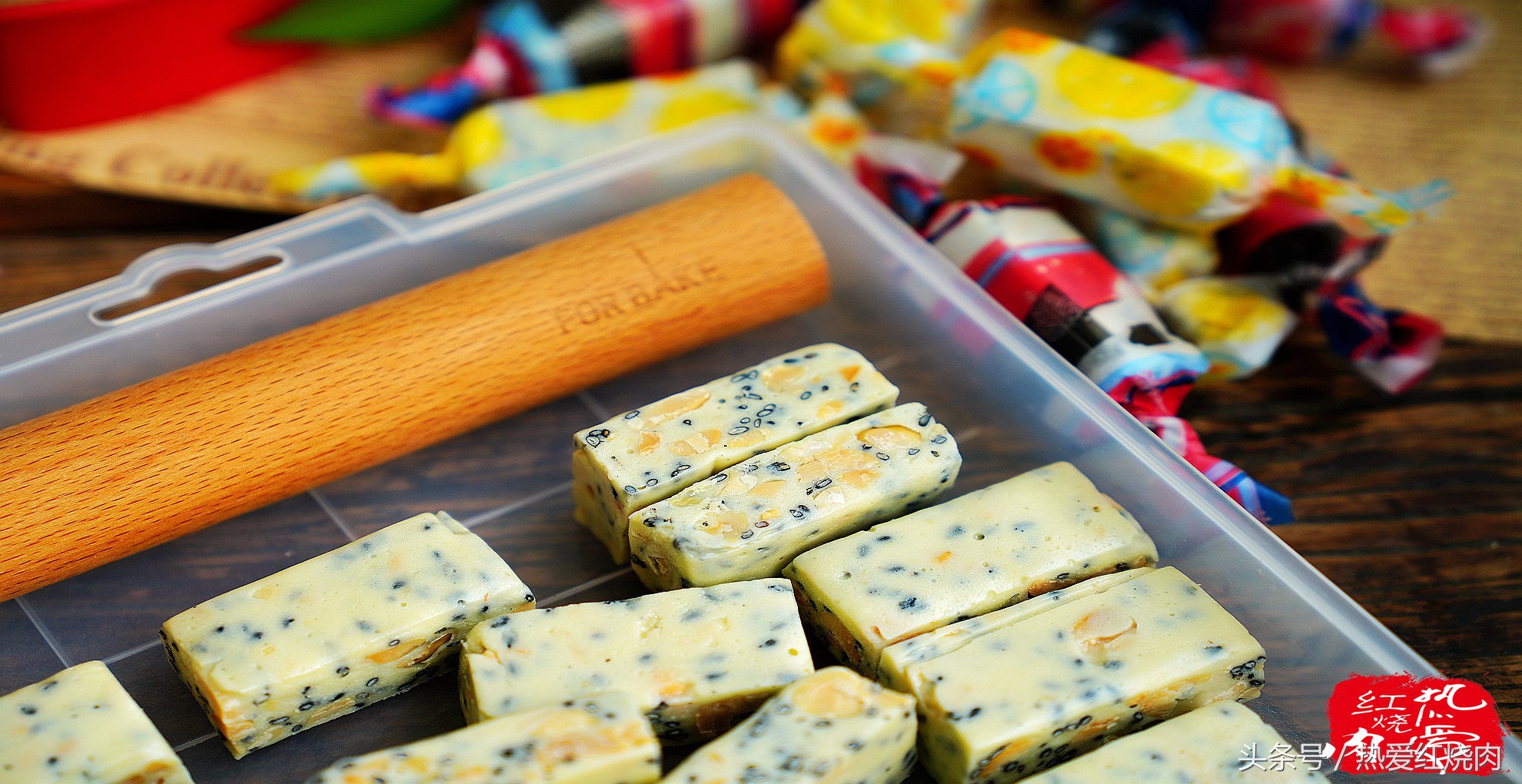 为啥做牛轧糖拉丝不出来,为什么做的牛轧糖软还粘