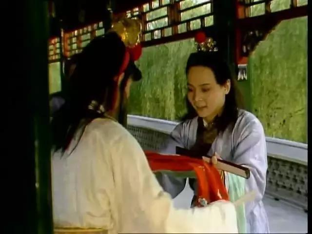 红楼梦里的诗词谁写得最好,红楼梦里的诗词