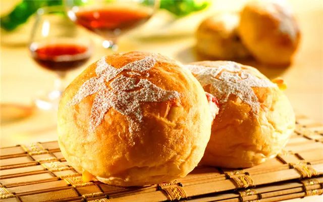 适合新手的烤箱烘焙食谱,烘焙新手该如何买第一个烤箱