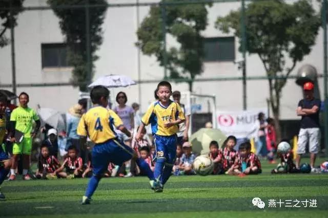 即使暂时不理解,也请给这个选择Hard模式的足球小将一点掌声