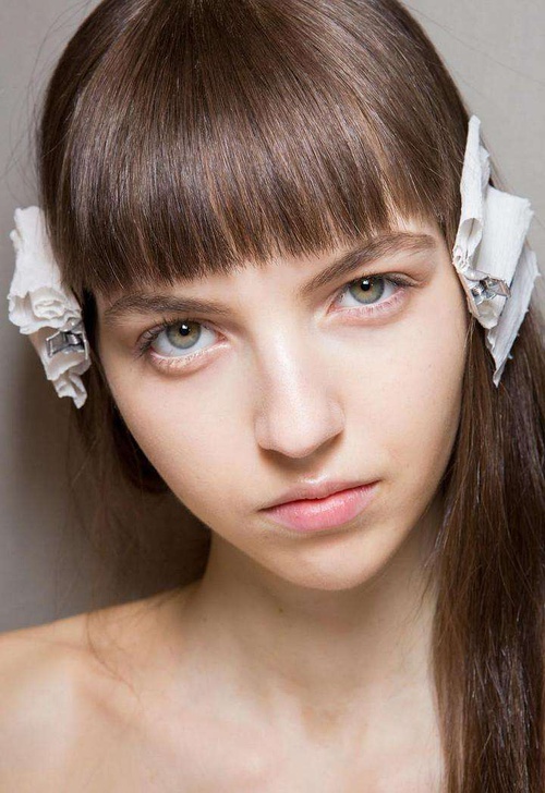 穿Dior星空裙的模特比ab还美!神似王思聪前女友,就是嘴巴怪怪的