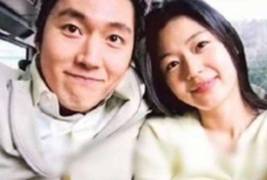 全智贤二胎后复出气场如何,全智贤二胎复出惊艳