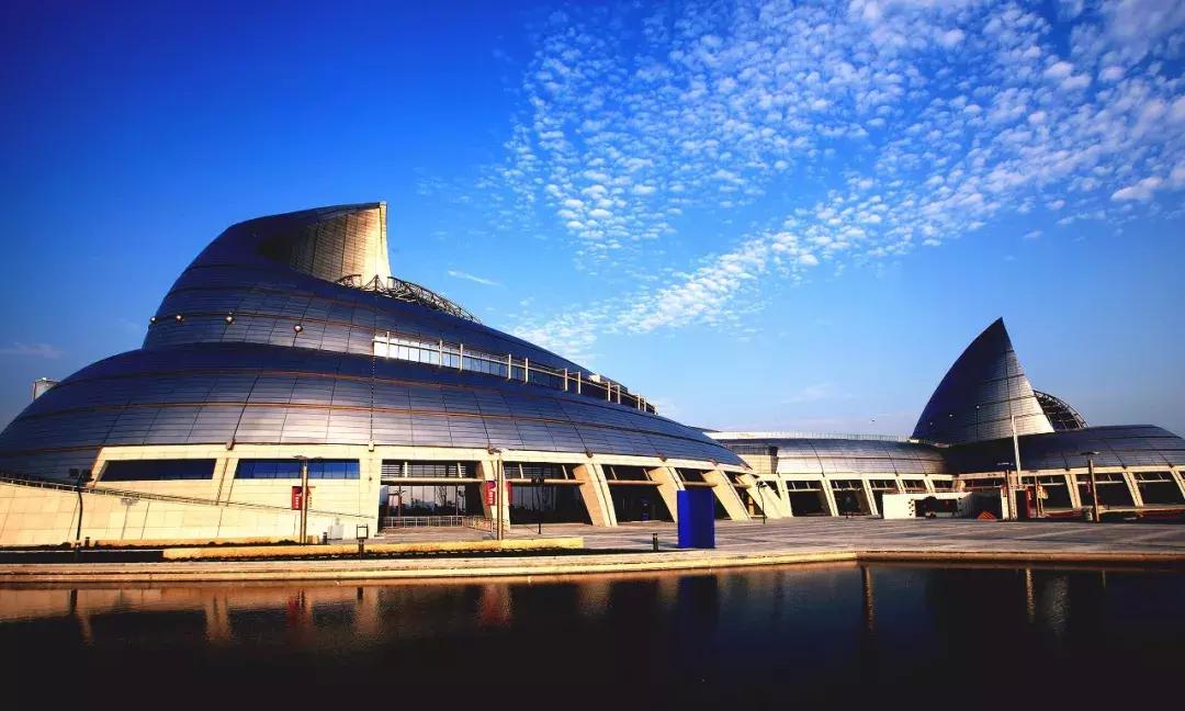 这座浙东港城坐拥最迷人的港湾，早春梅香扑鼻而至，自驾2.5h即达！