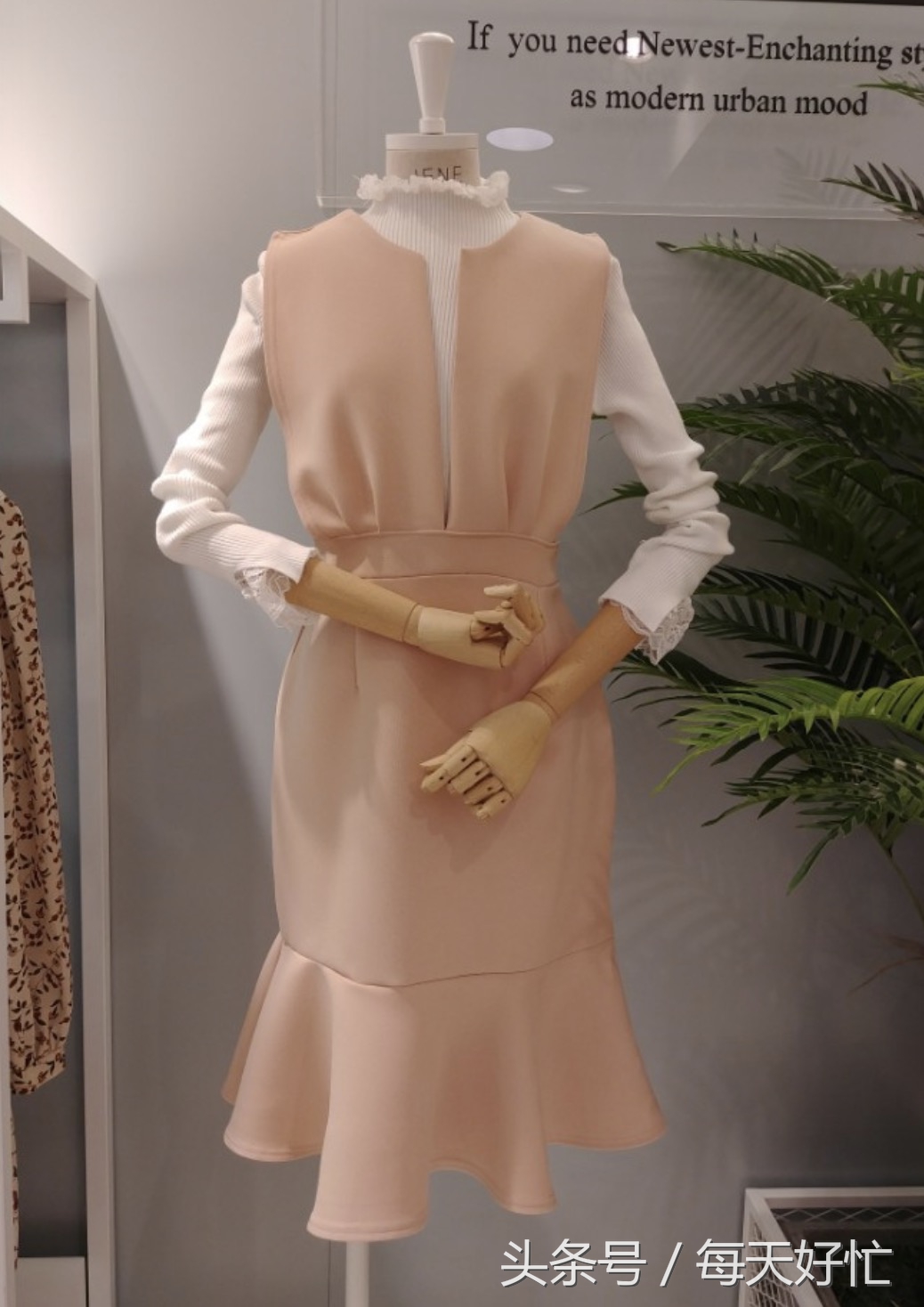 韩国ins白色连衣裙,韩国超级火的连衣裙