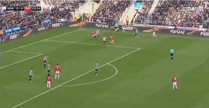 招招被克制,穆里尼奥遭到老冤家贝大师“死亡缠绕”