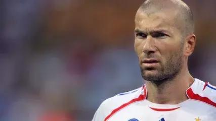 天下足球最催人泪下的文案,天下足球催泪文案大罗