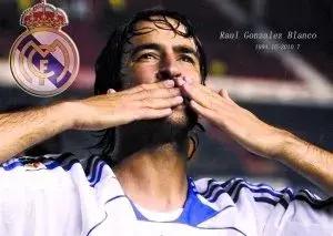 天下足球催泪文案c罗配乐,天下足球巴乔催泪文案