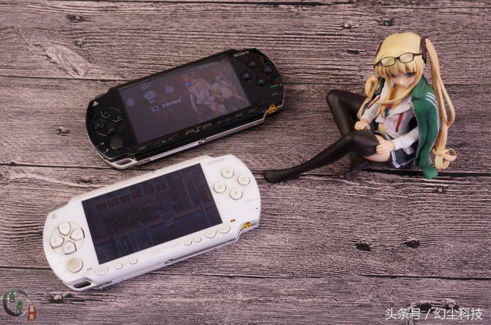 已经淘汰的游戏手机,psp游戏机还值得入手吗