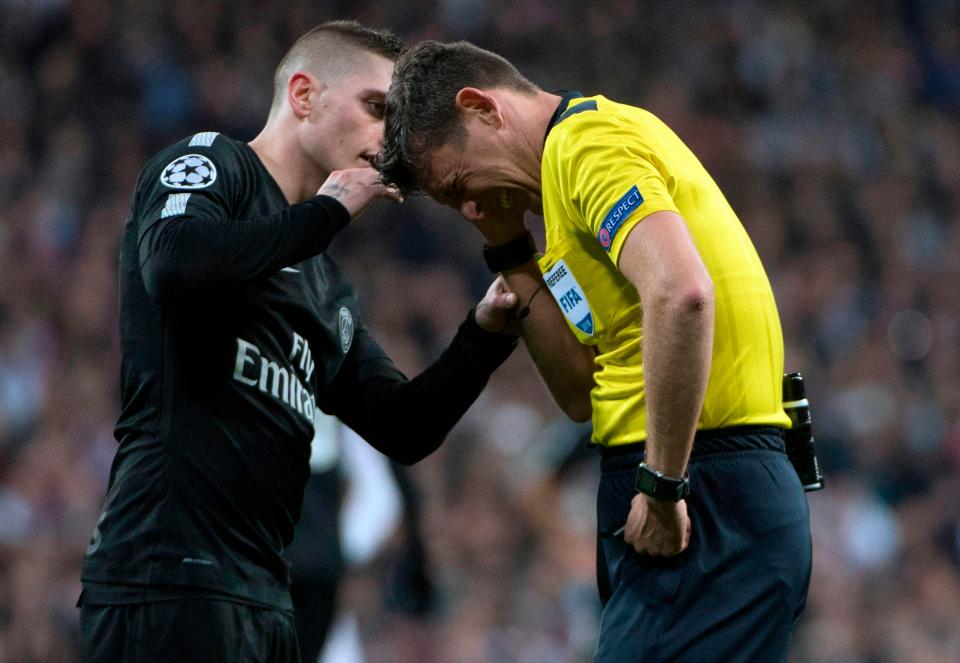 巅峰内马尔痛击裁判,内马尔打脸裁判视频