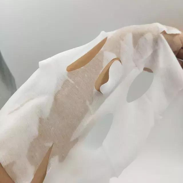 林允用的带法令纹面膜,林允用的意大利面膜