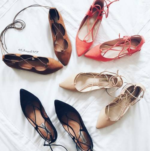 直男pk女神|为什么这款鞋让这两群生物快撕逼了！？