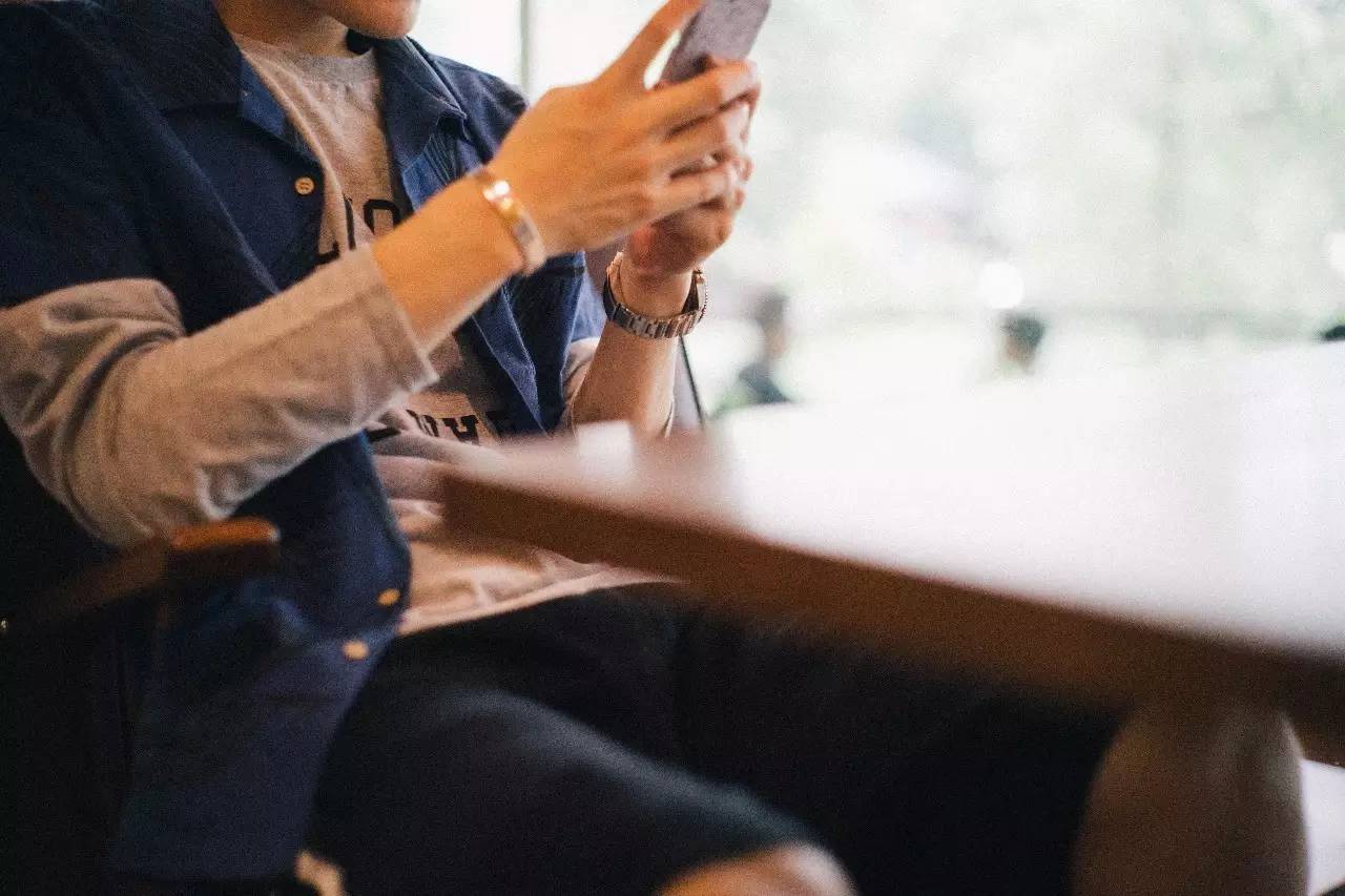 谁说国产球鞋做不出复古味,冷门国产球鞋品牌