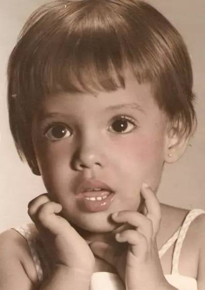 妈妈年轻的时候就是那么的勇敢,你还知道妈妈年轻时的样子吗