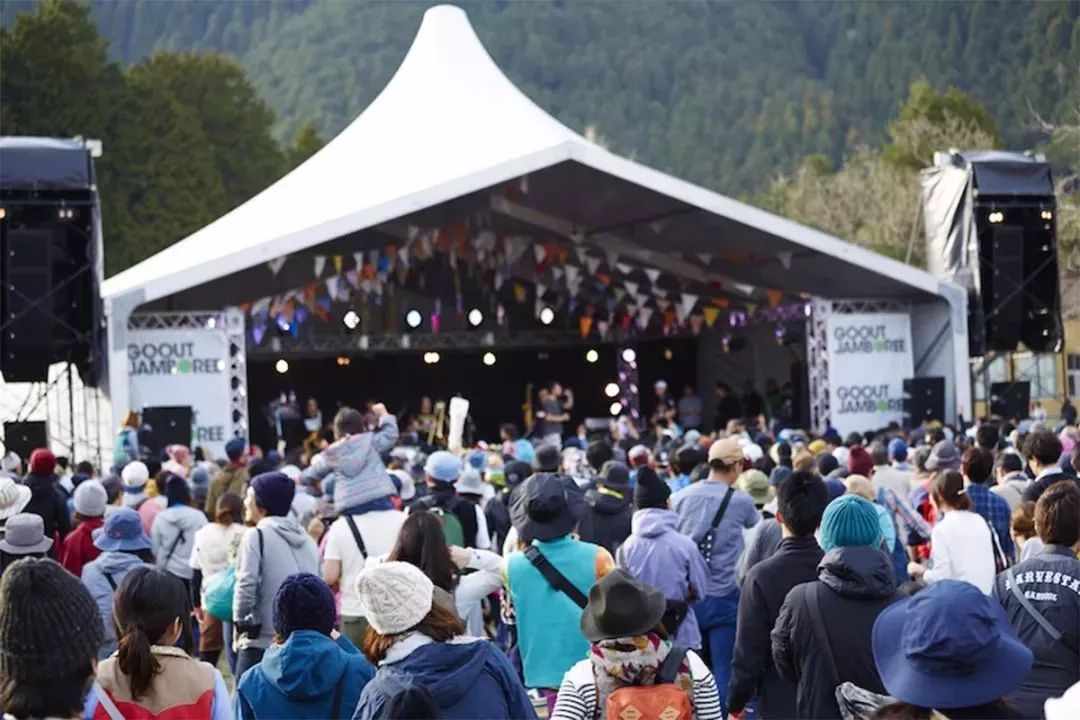 中国最大的露营活动,全球最大帐篷露营