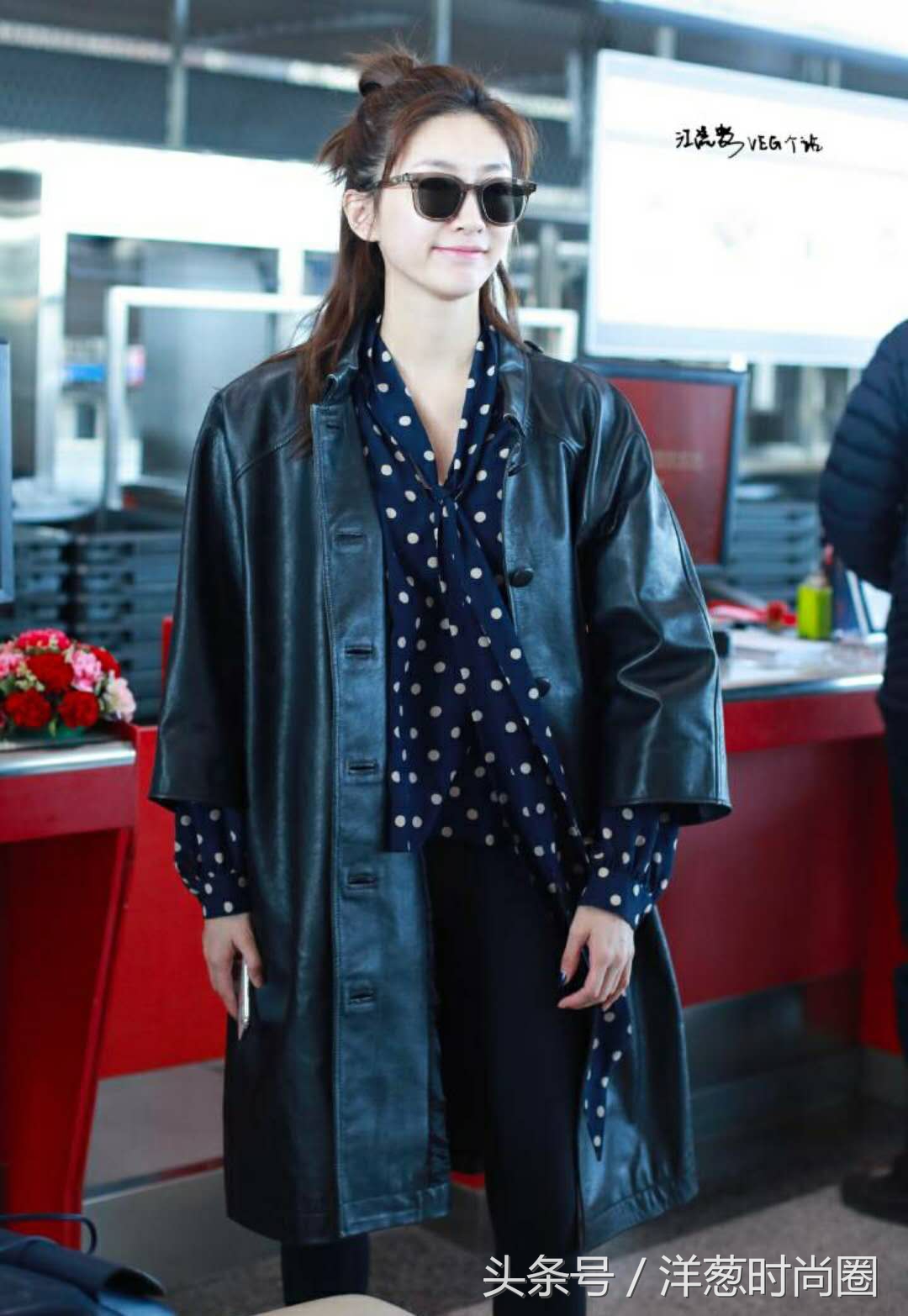 江疏影黑色皮衣搭配,江疏影穿黑色皮衣