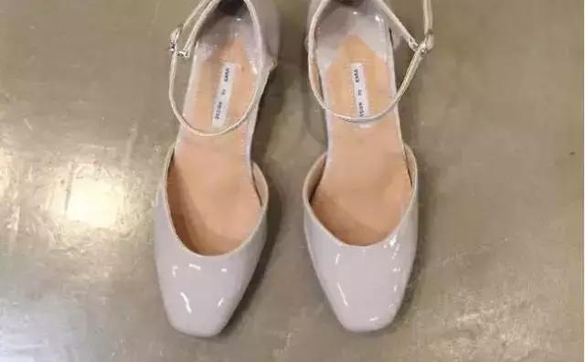 新手如何选择适合自己的高跟鞋,如何选择适合自己的高跟鞋的高度