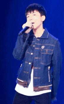 悦唱达人|来听听与TFBOYS一起前行的她唱的特别版《小苹果》！