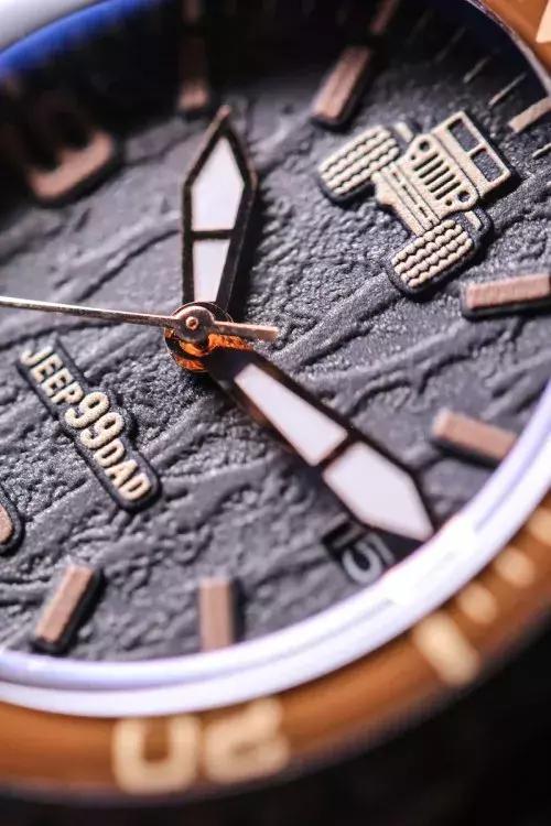 手表是不是都有定制版,undone手表价格贵吗