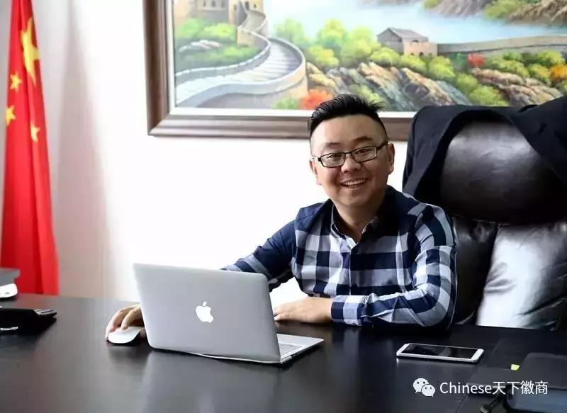 曾经的落魄小伙后来成了百亿富豪,曾经的穷小伙变成亿万富豪