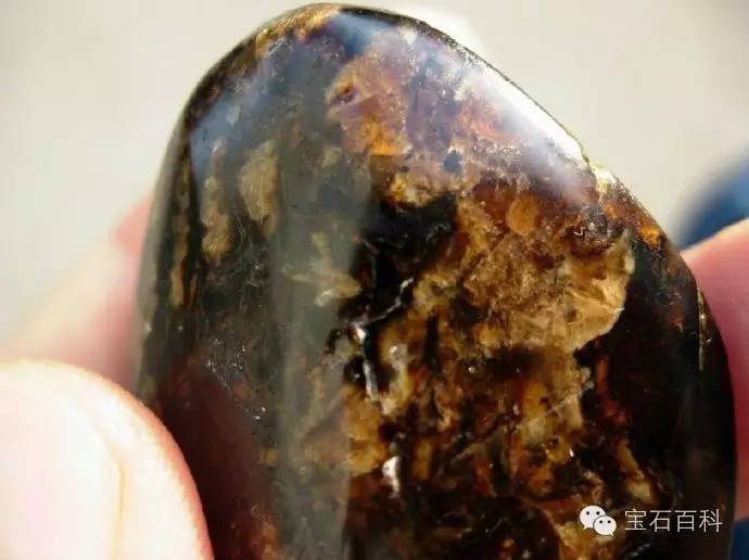 烤色蜜蜡和非烤色蜜蜡对比图,蜜蜡烤色算二代蜜蜡吗