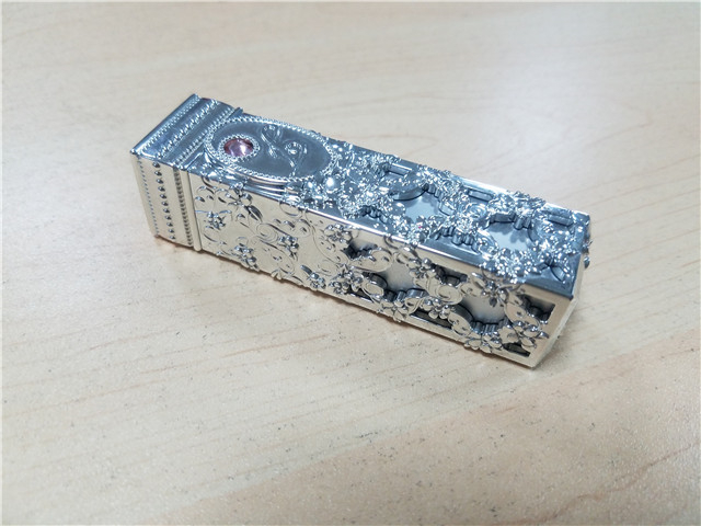 推荐女生必备的5个经典口红色号,最全口红色系分类