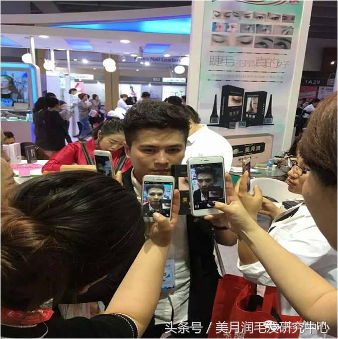 蔡徐坤眼睫毛10公分,蔡徐坤睫毛为什么那么长