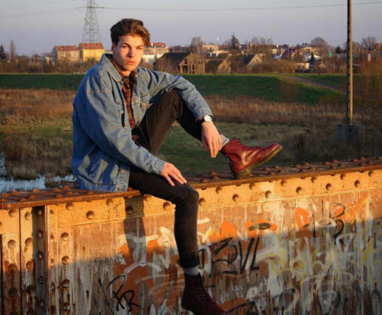 板鞋马丁鞋,板鞋低帮马丁靴