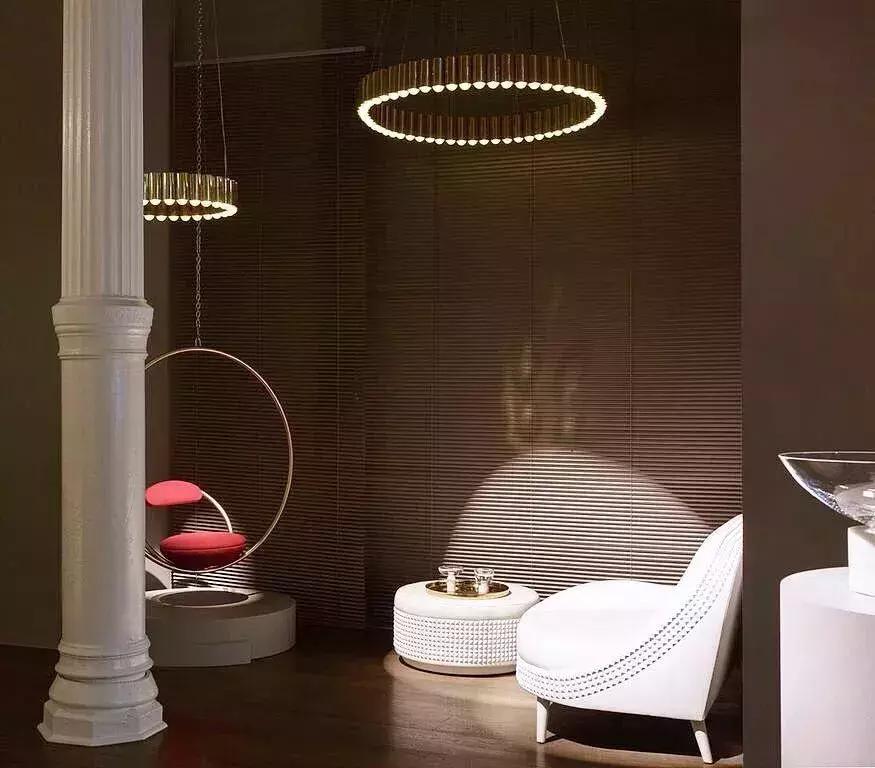 敢与吴彦祖PK的设计大神！42岁帅成“小鲜肉”，设计拿奖拿到手软