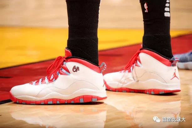 库里中国赛2017深圳出场仪式,2020库里nba入场秀