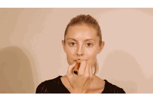 截断式眼妆提亮笔双头,截断式轻欧美眼妆不用遮瑕