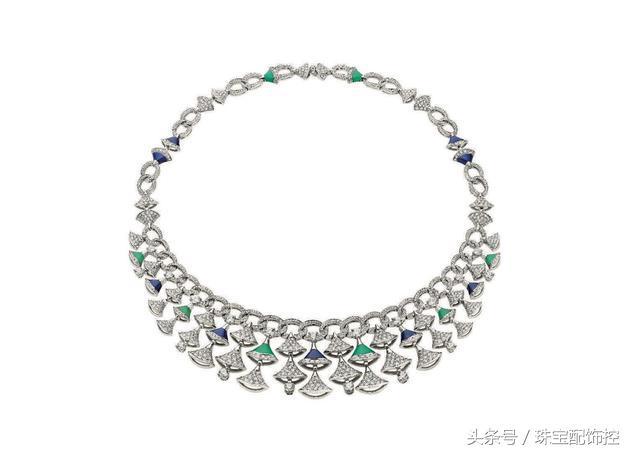 袁泉李易峰,袁泉白衬衣走红毯惊艳场面