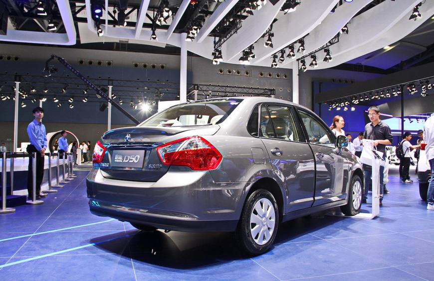 启辰d50对比轩逸发动机,启辰d50和东风日产的区别