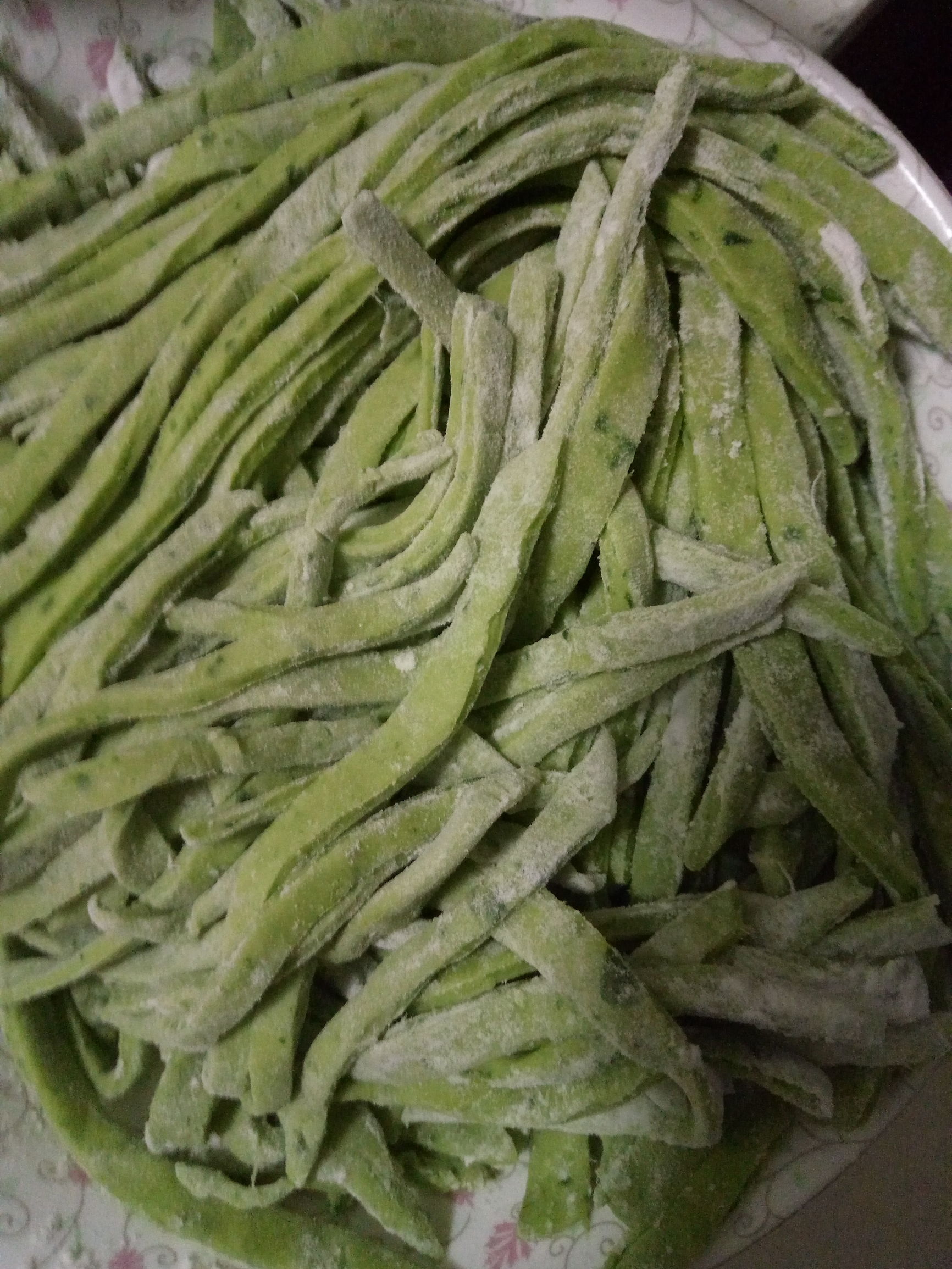 过个年，油腻吃多了吧，做点蔬菜面清清肠吧！