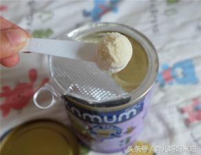 冲奶粉勺子需要敲一下吗,奶粉勺子为什么有洞