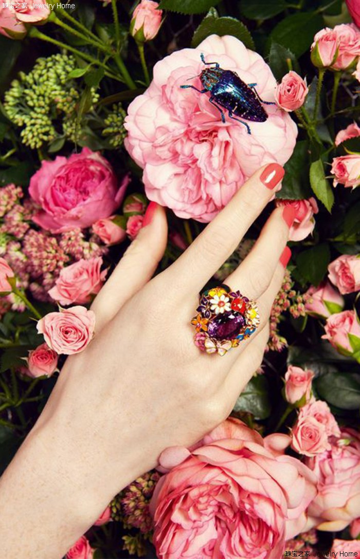 朋友圈如何低调晒奢侈品,珠宝发朋友圈如何巧妙的吸引人