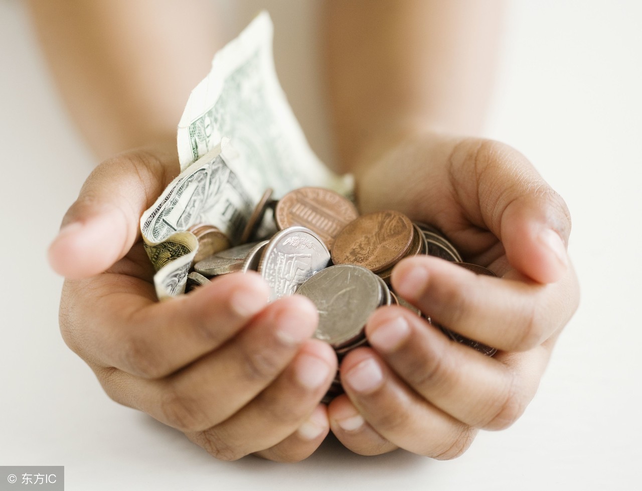 融金汇银：杠杆炒股该怎样去选择？为什么配资公司完胜理财公司？