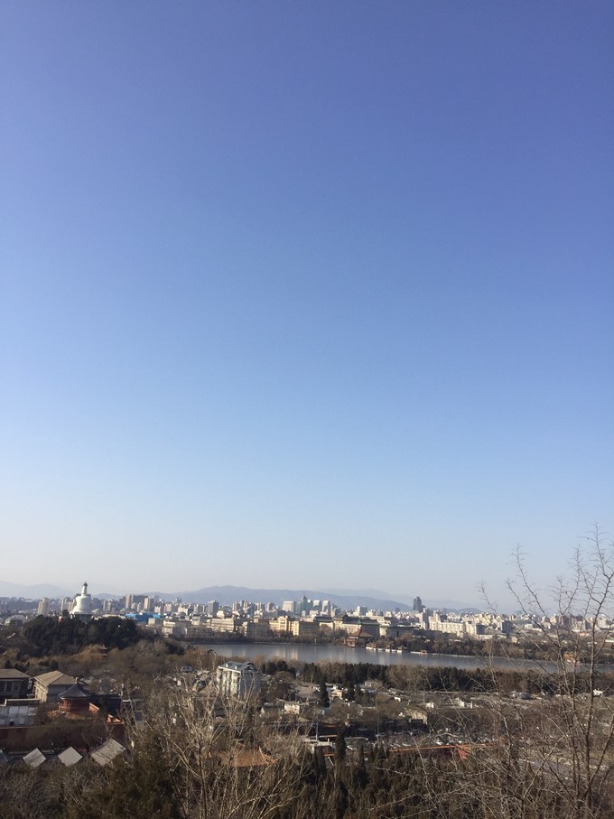 冬天去哪里旅游暖和特色美食,冬季游玩攻略美食推荐