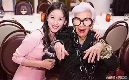 刘强东前女友目前在京东的职务,刘强东老婆年轻时的照片