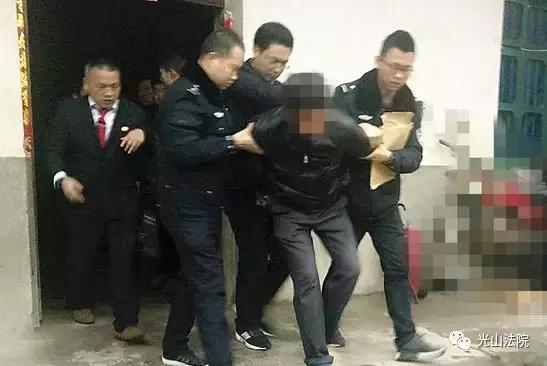 法院执行不打烊老赖年关变难关,光山法院集中执行