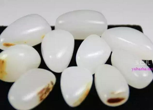 祁连山玉石原石怎样鉴别,玉石原石欣赏