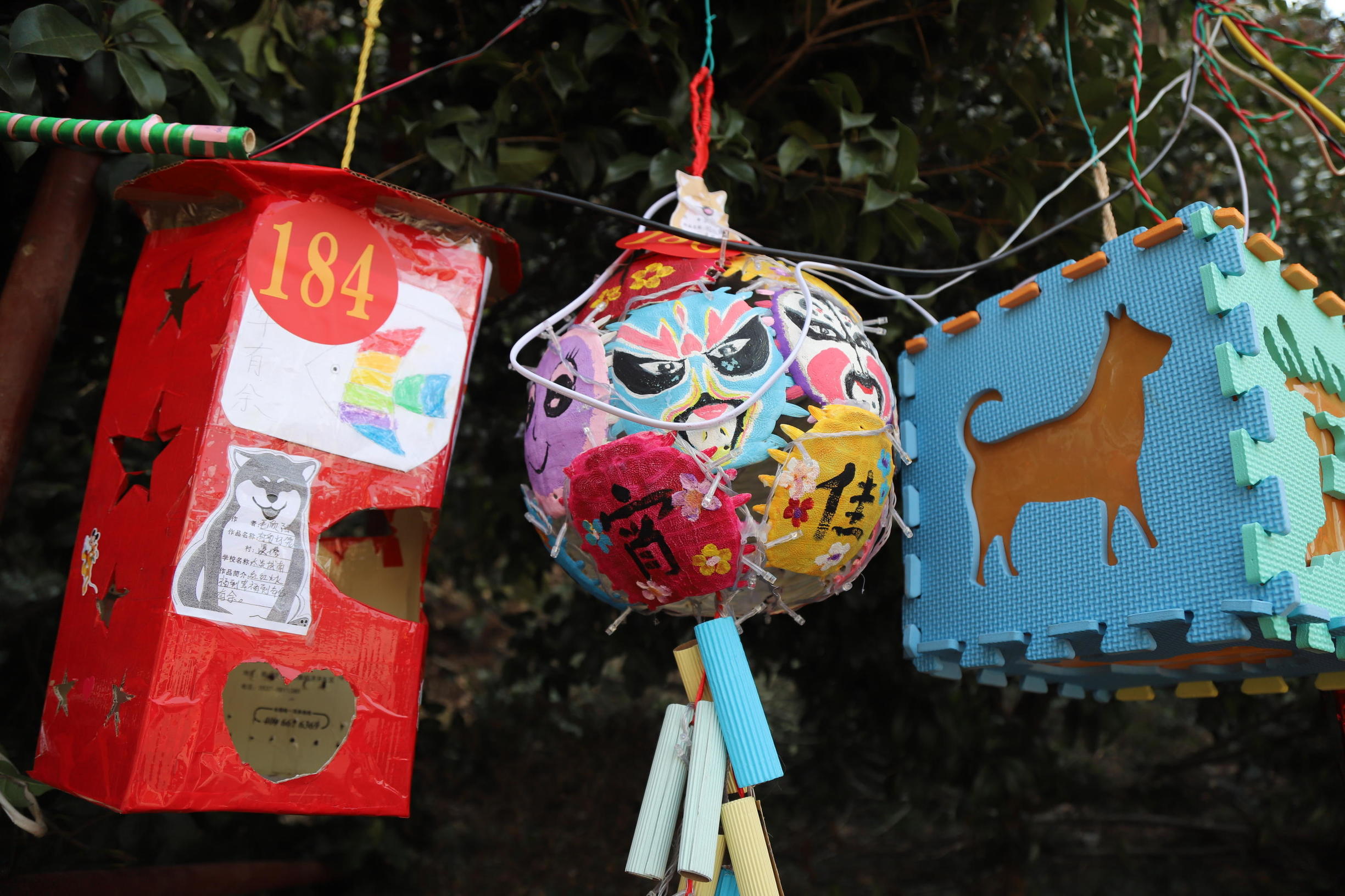 废物利用元宵节花灯手工制作,废物利用元宵花灯手工制作